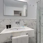 Tailor House 4*