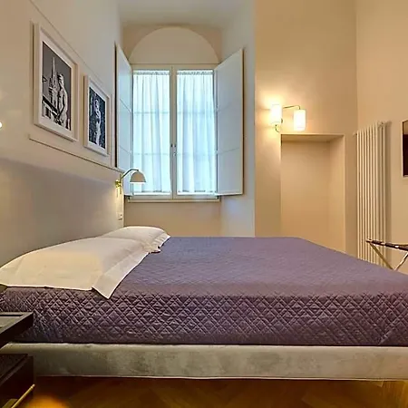 Tailor House Bed and Breakfast 4*