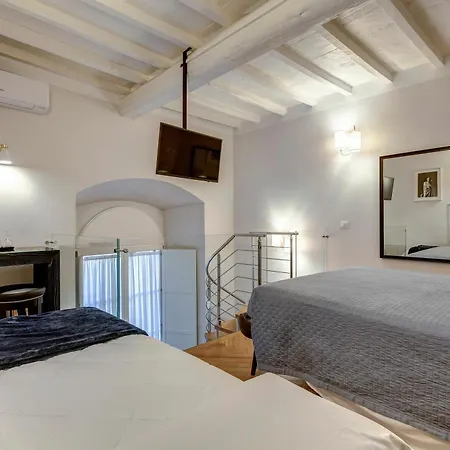 Tailor House Couette-café 4*